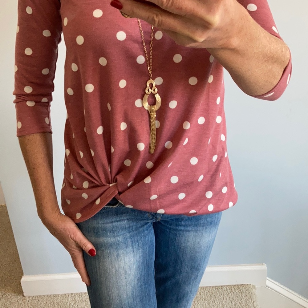Mauve & White Polka Dot 3/4 Sleeve Top - Picture 6 of 8